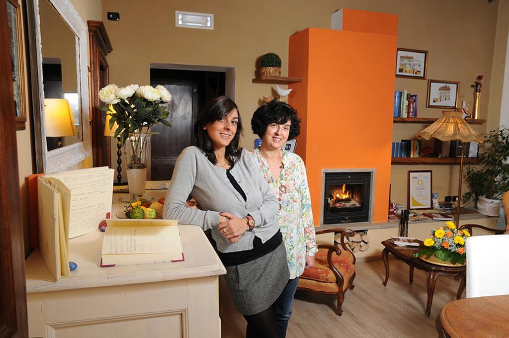 Domus Aurea Bed and Breakfast Saluzzo Εξωτερικό φωτογραφία
