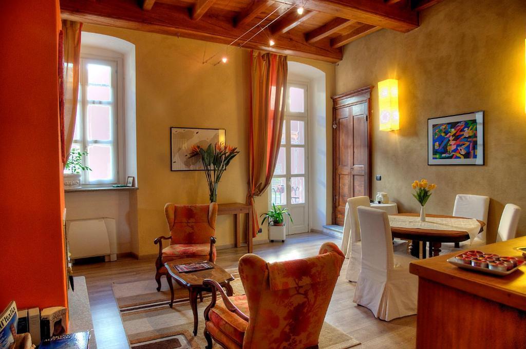 Domus Aurea Bed and Breakfast Saluzzo Εξωτερικό φωτογραφία