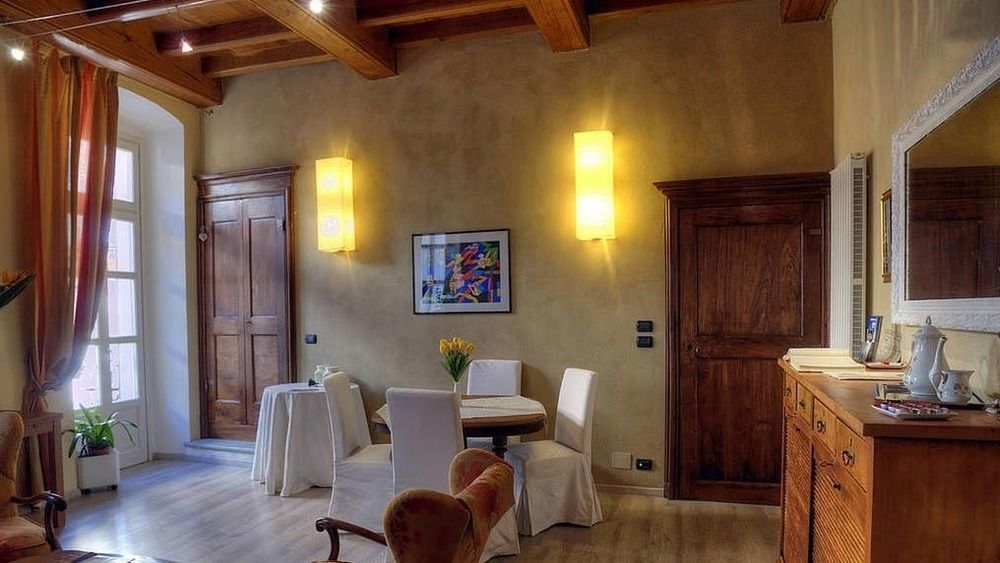 Domus Aurea Bed and Breakfast Saluzzo Εξωτερικό φωτογραφία